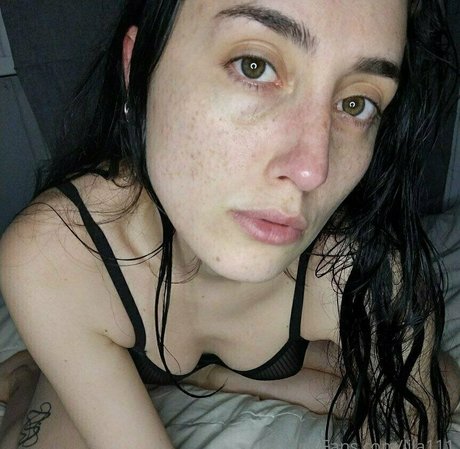 Foto di nudo di fuga di OnlyFans di Imlilak