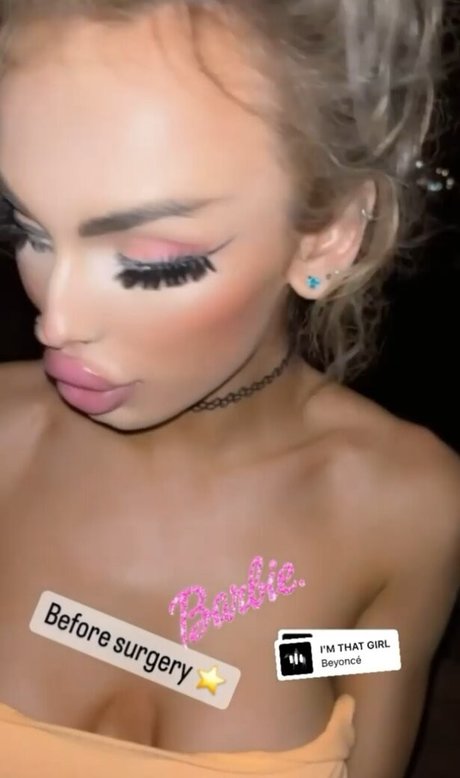 Foto di nudo di fuga di OnlyFans di Xbarbiemalibux