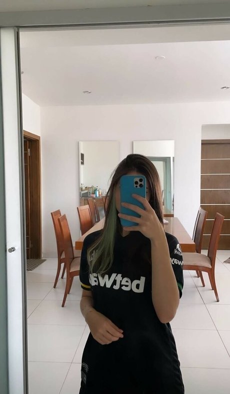 Foto di nudo di fuga di OnlyFans di Yayahuz