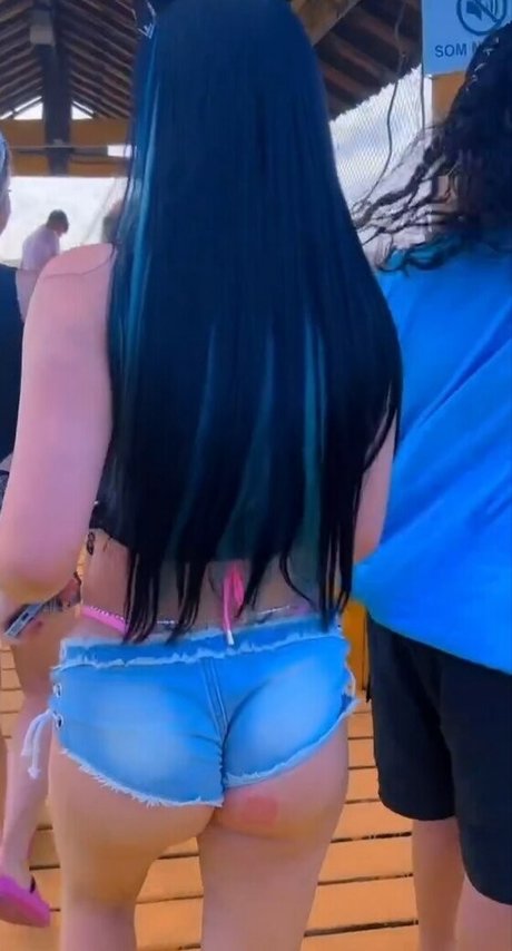 Foto di nudo di fuga di OnlyFans di Mc Bella Angel