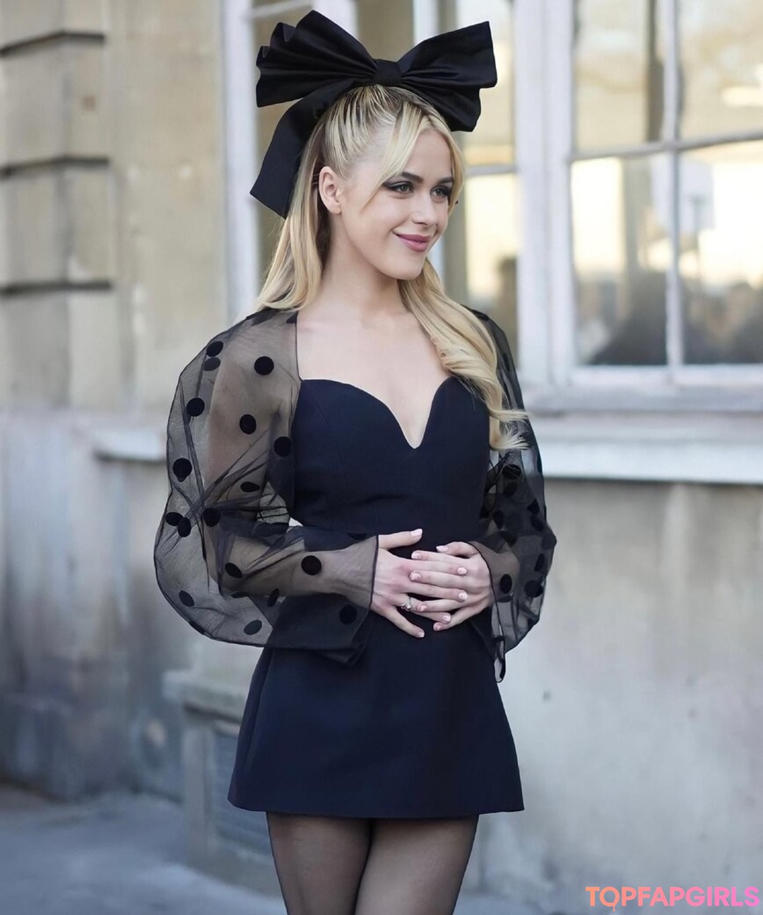 Foto di nudo di fuga di OnlyFans di Kiernan Shipka #1109