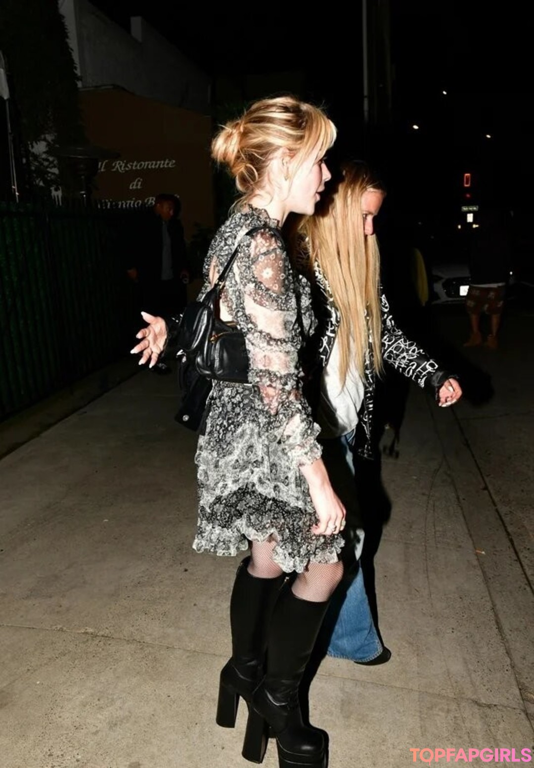 Foto di nudo di fuga di OnlyFans di Kiernan Shipka #1189