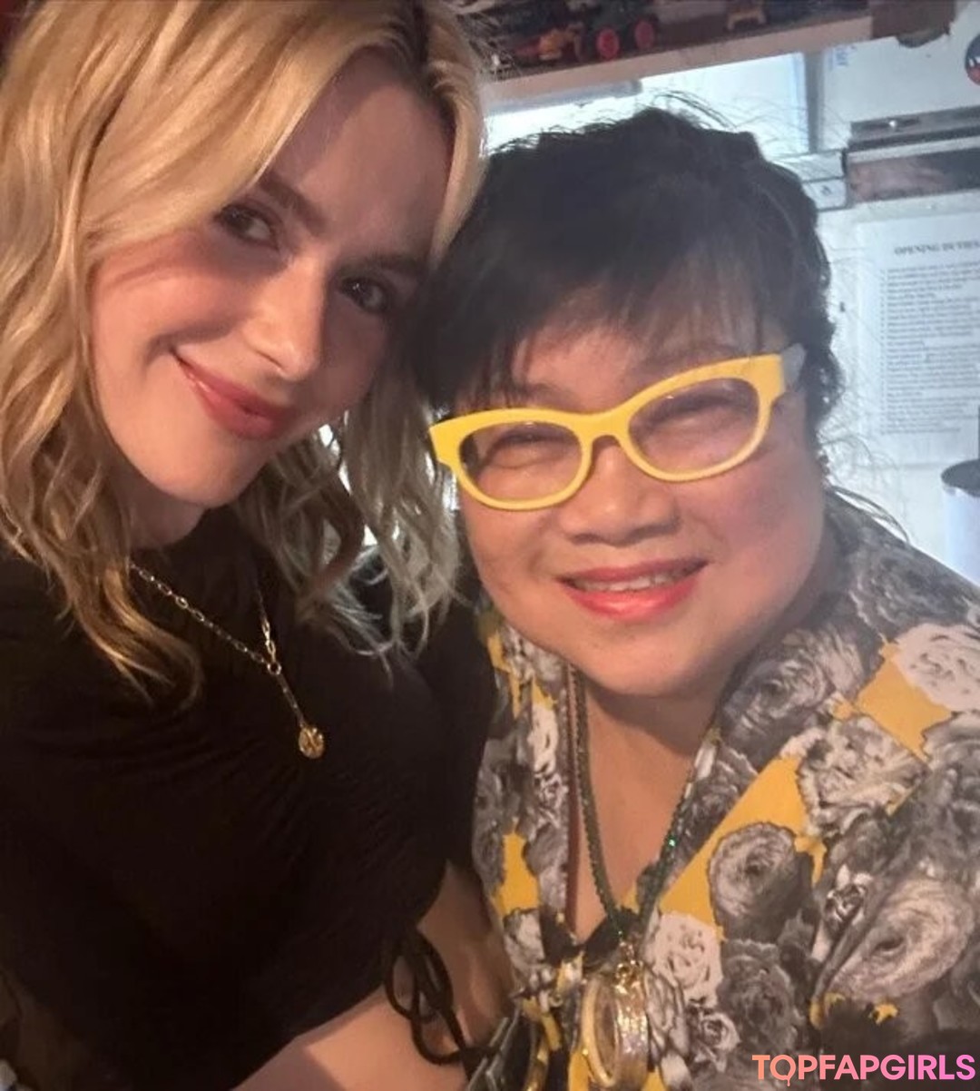 Foto di nudo di fuga di OnlyFans di Kiernan Shipka #1401