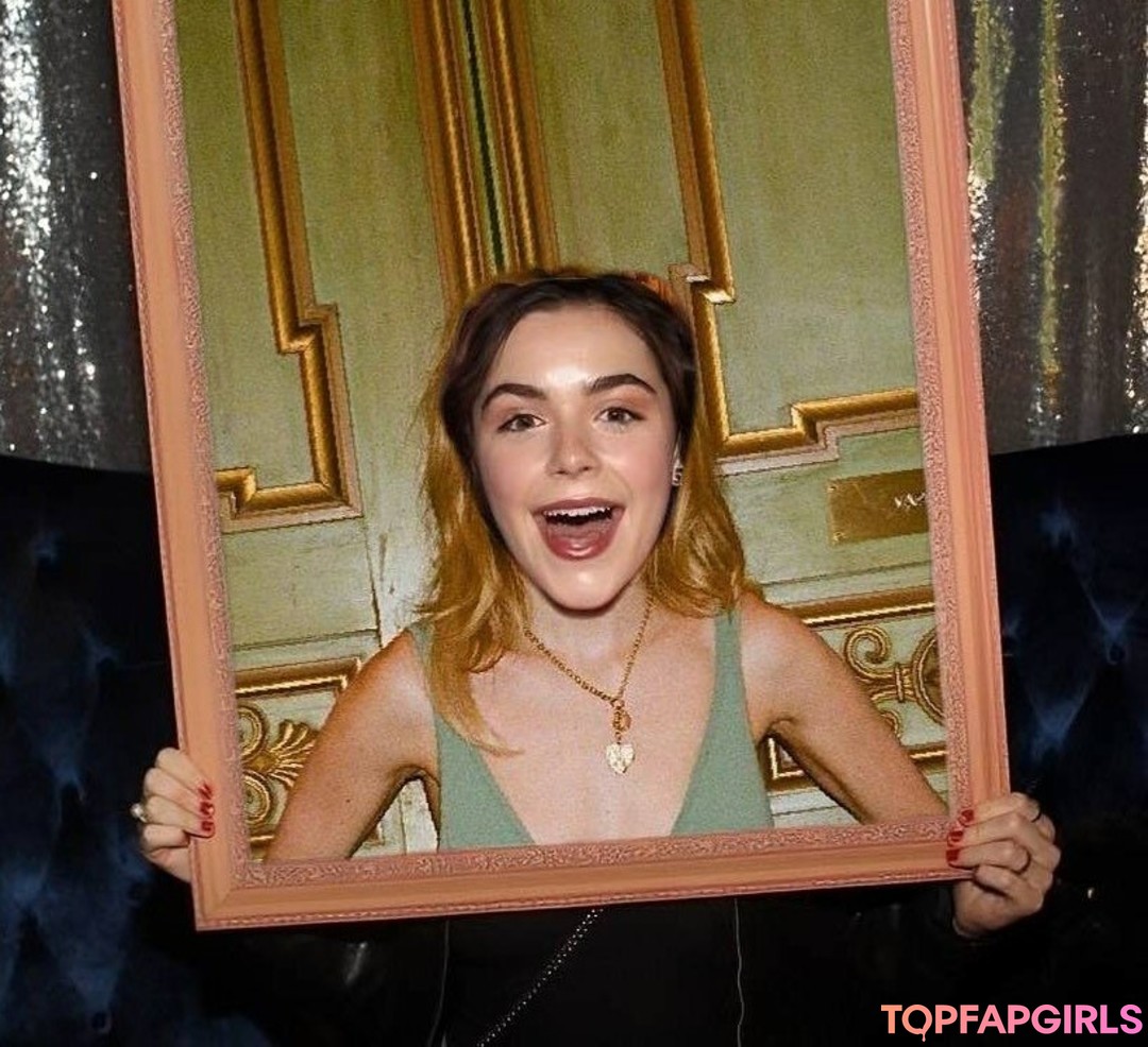 Foto di nudo di fuga di OnlyFans di Kiernan Shipka #1513