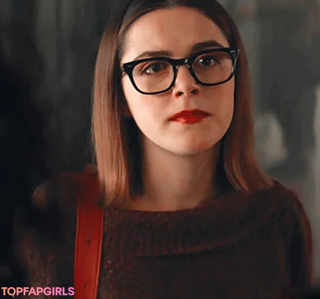 Foto di nudo di fuga di OnlyFans di Kiernan Shipka #1538