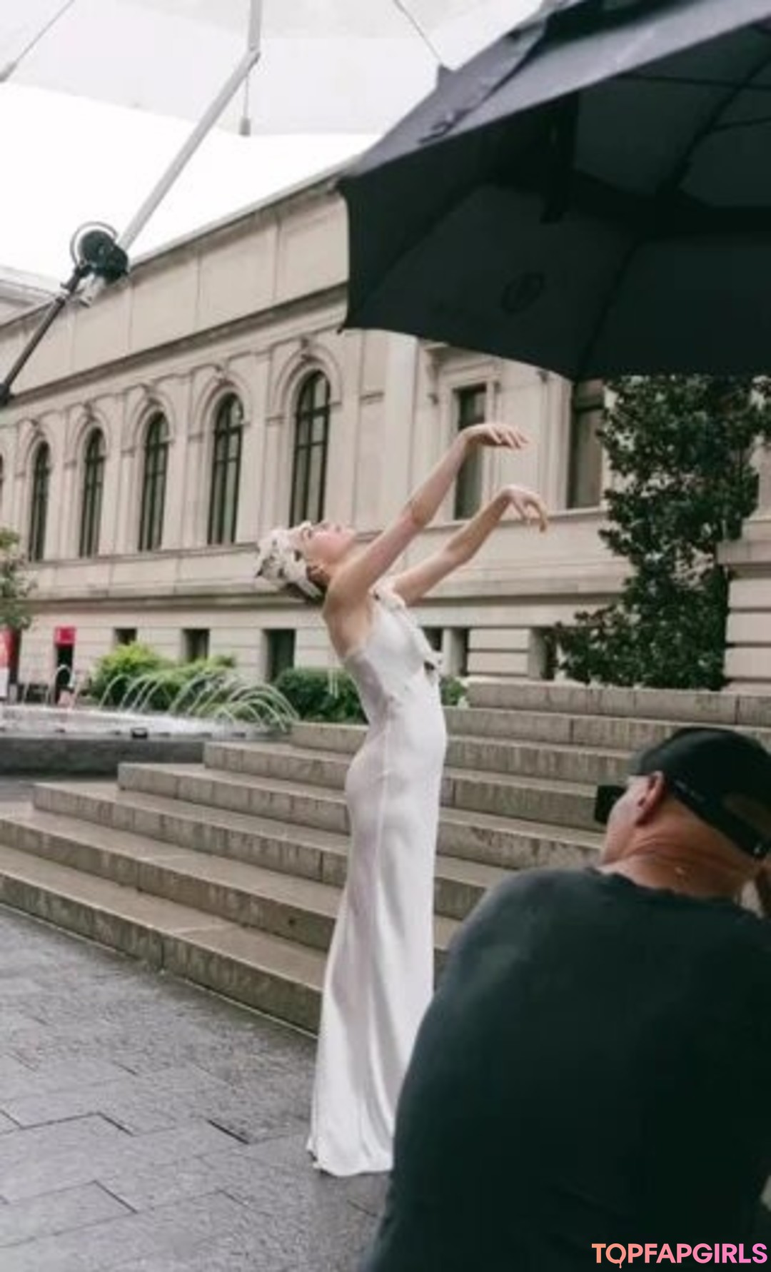 Foto di nudo di fuga di OnlyFans di Kiernan Shipka #1594