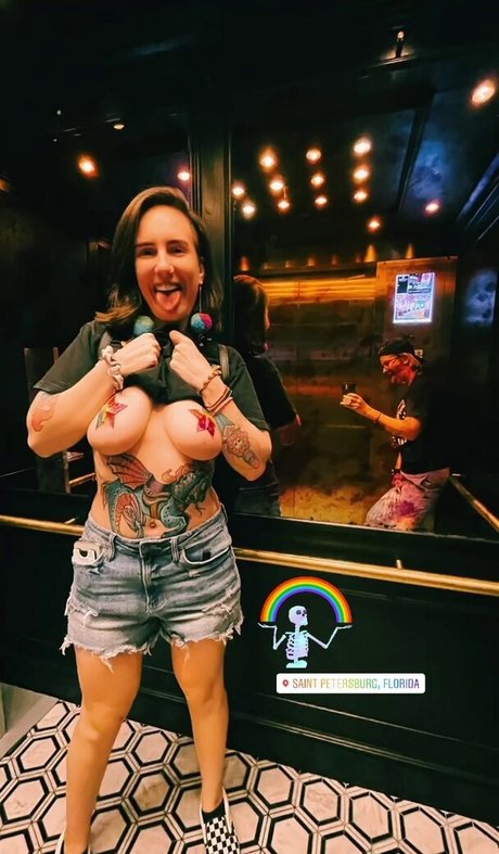 Foto di nudo di fuga di OnlyFans di Try Channel Girls
