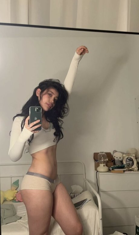Foto di nudo di fuga di OnlyFans di Hannah Kae