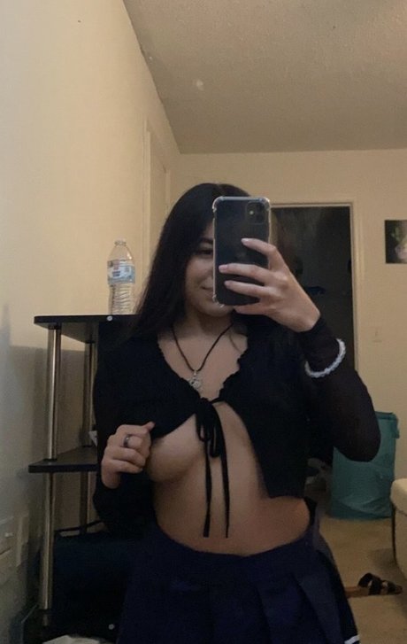 Foto di nudo di fuga di OnlyFans di Kenniwennii