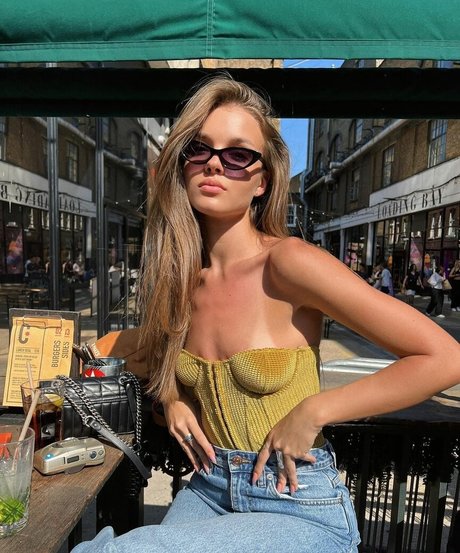 Foto di nudo di fuga di OnlyFans di Anna Zak