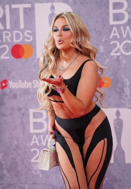 Tallia Storm