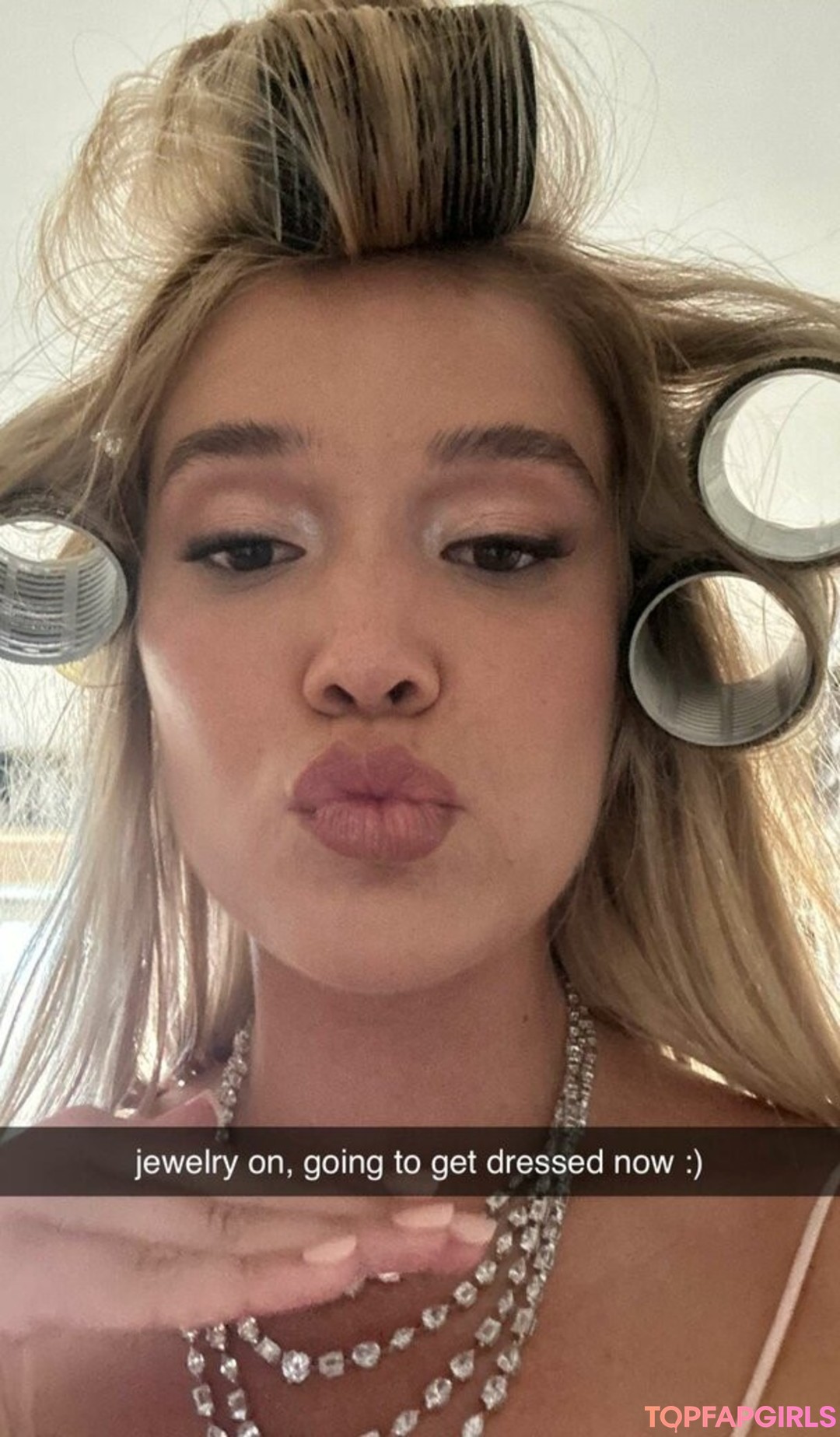 Foto di nudo di fuga di OnlyFans di Olivia Ponton #1046