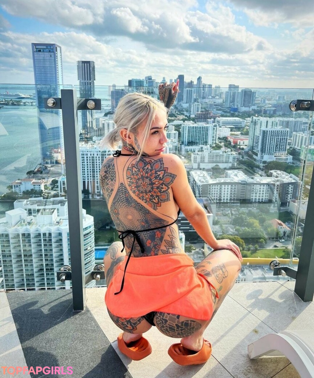 Foto di nudo di fuga di OnlyFans di Fishball Suicide #1683