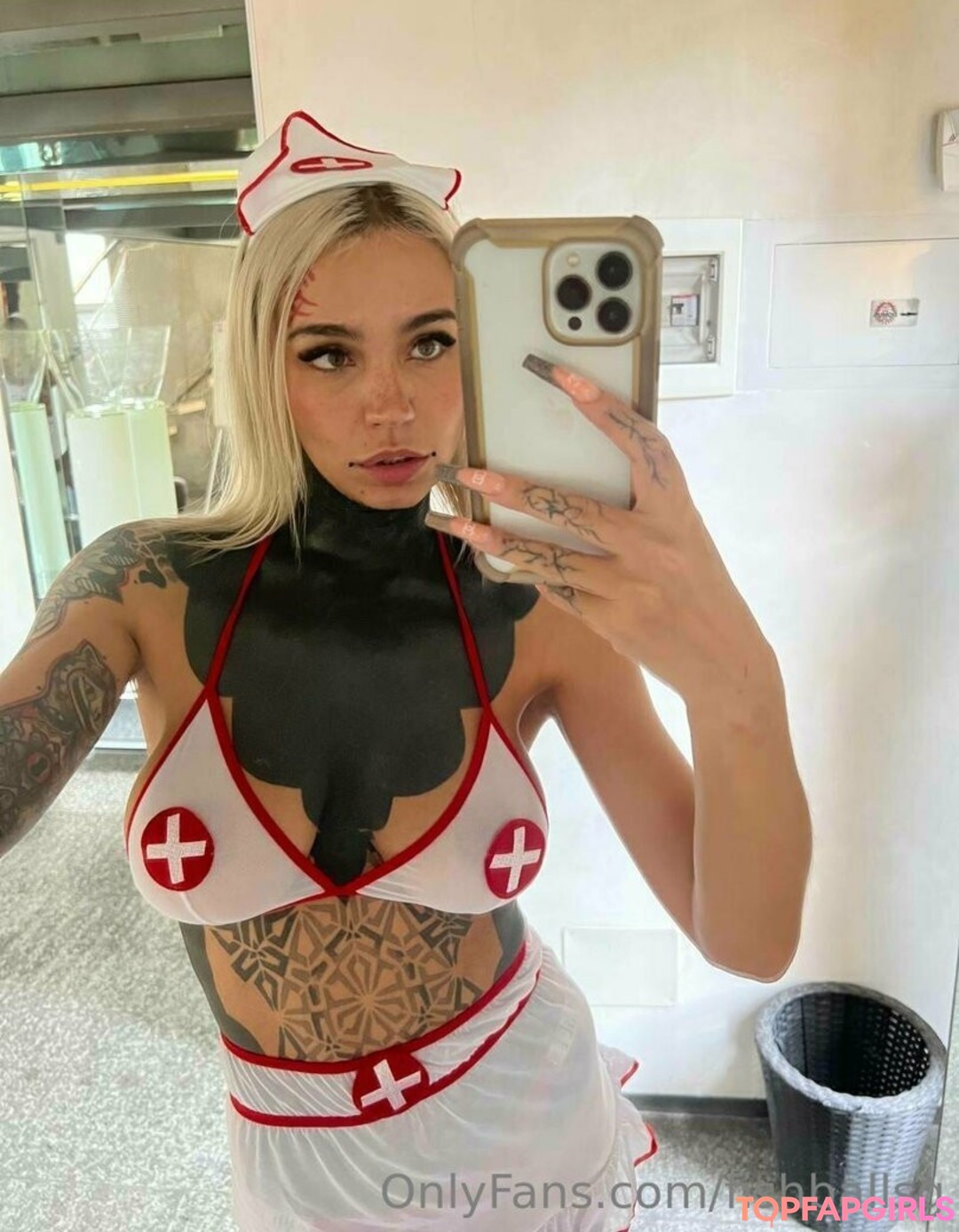 Foto di nudo di fuga di OnlyFans di Fishball Suicide #1818