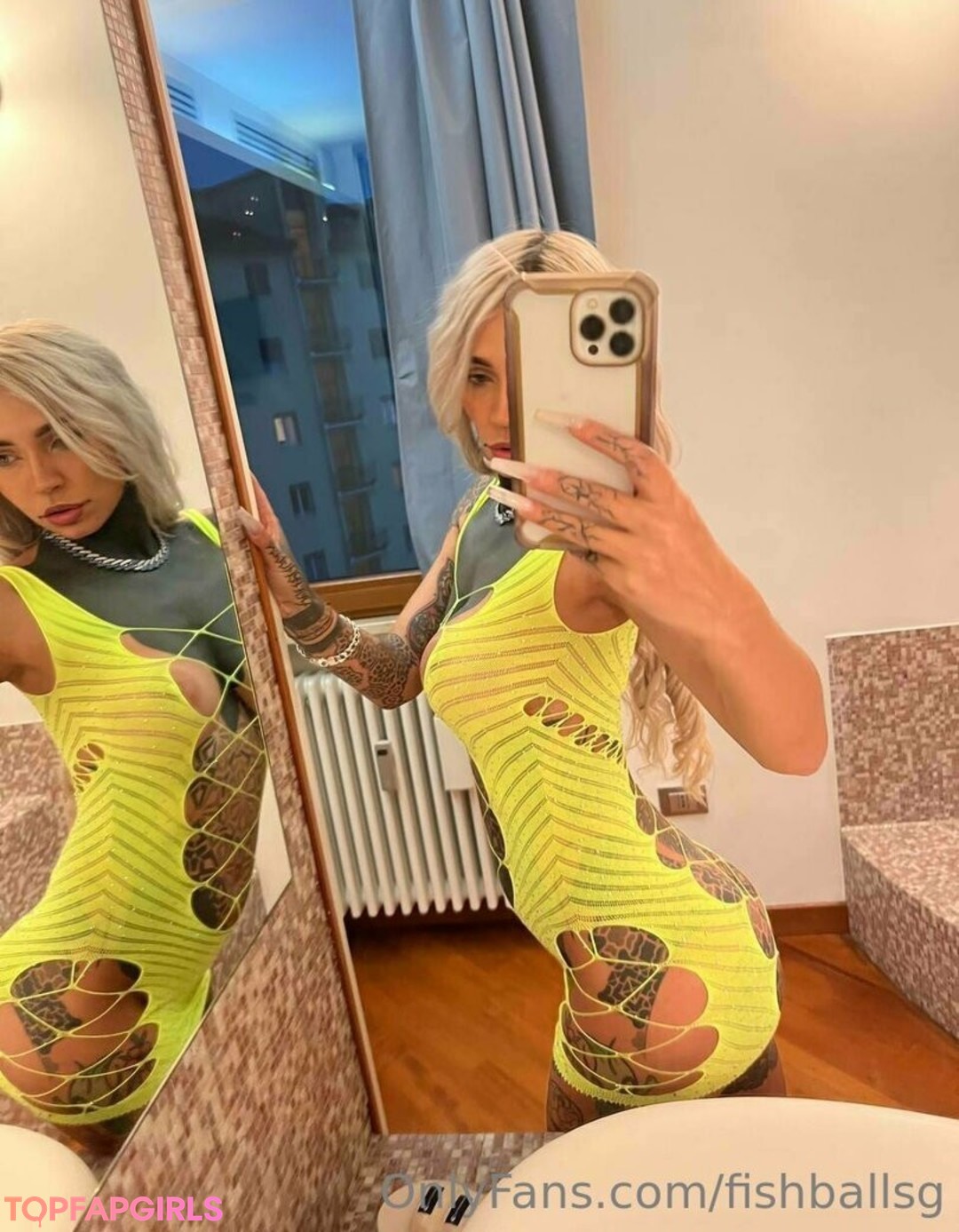 Foto di nudo di fuga di OnlyFans di Fishball Suicide #1904