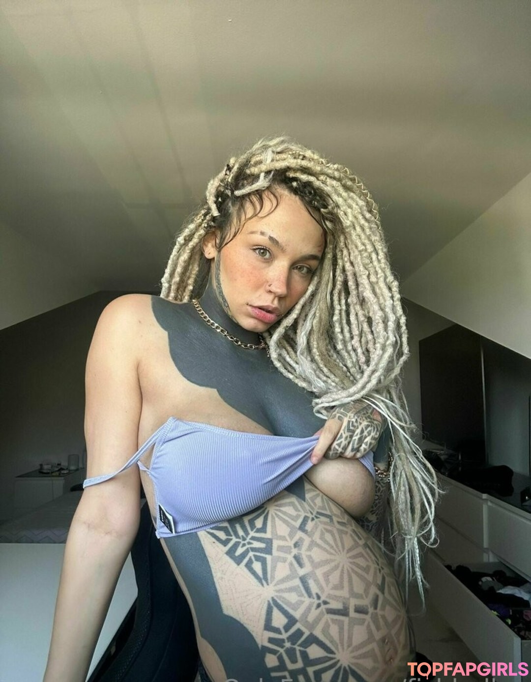 Foto di nudo di fuga di OnlyFans di Fishball Suicide #1985
