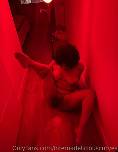 Foto di nudo di fuga di OnlyFans di Deliciussscurly
