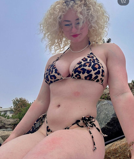 Foto di nudo di fuga di OnlyFans di Chloethehokage