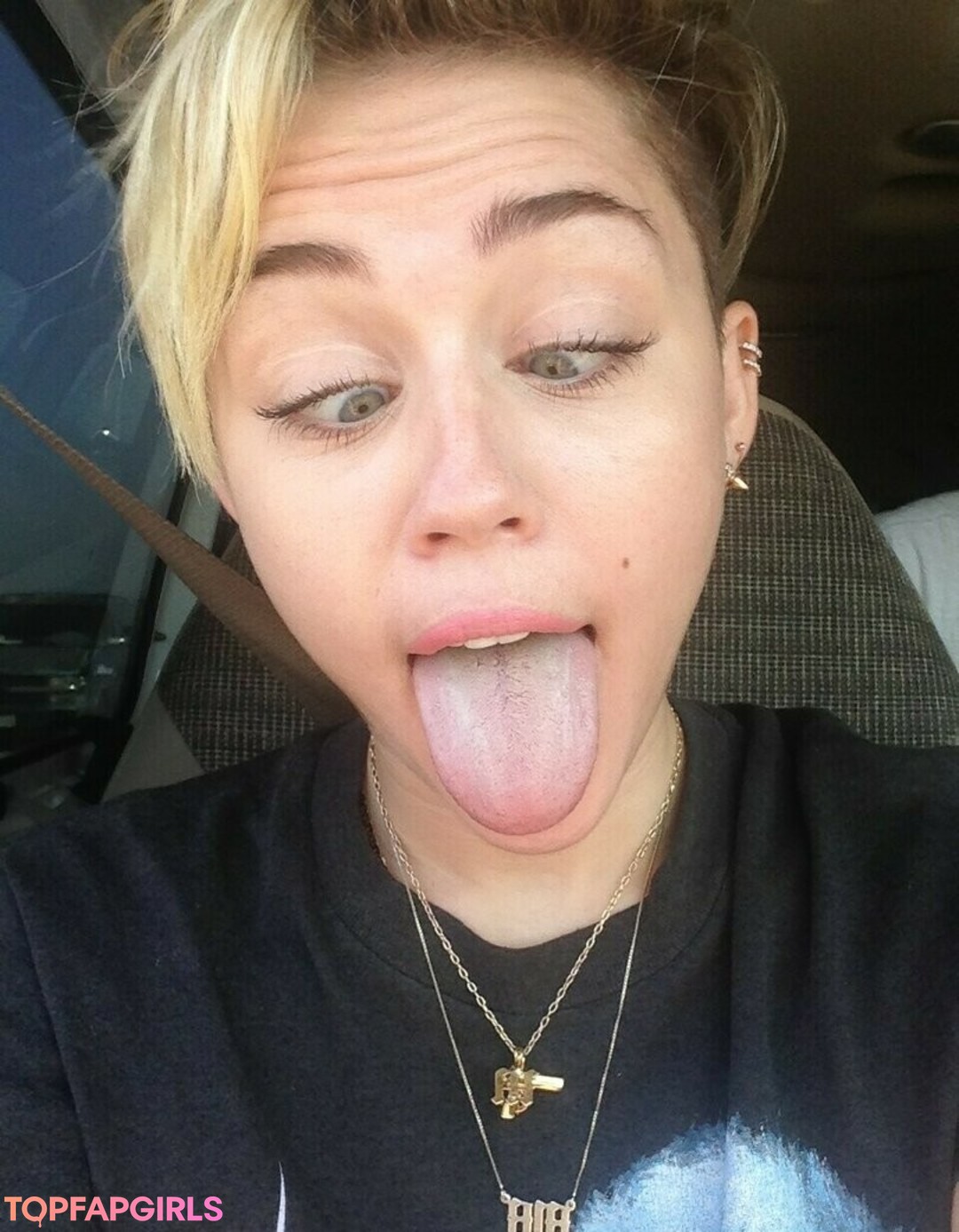 Foto di nudo di fuga di OnlyFans di Miley Cyrus #1133