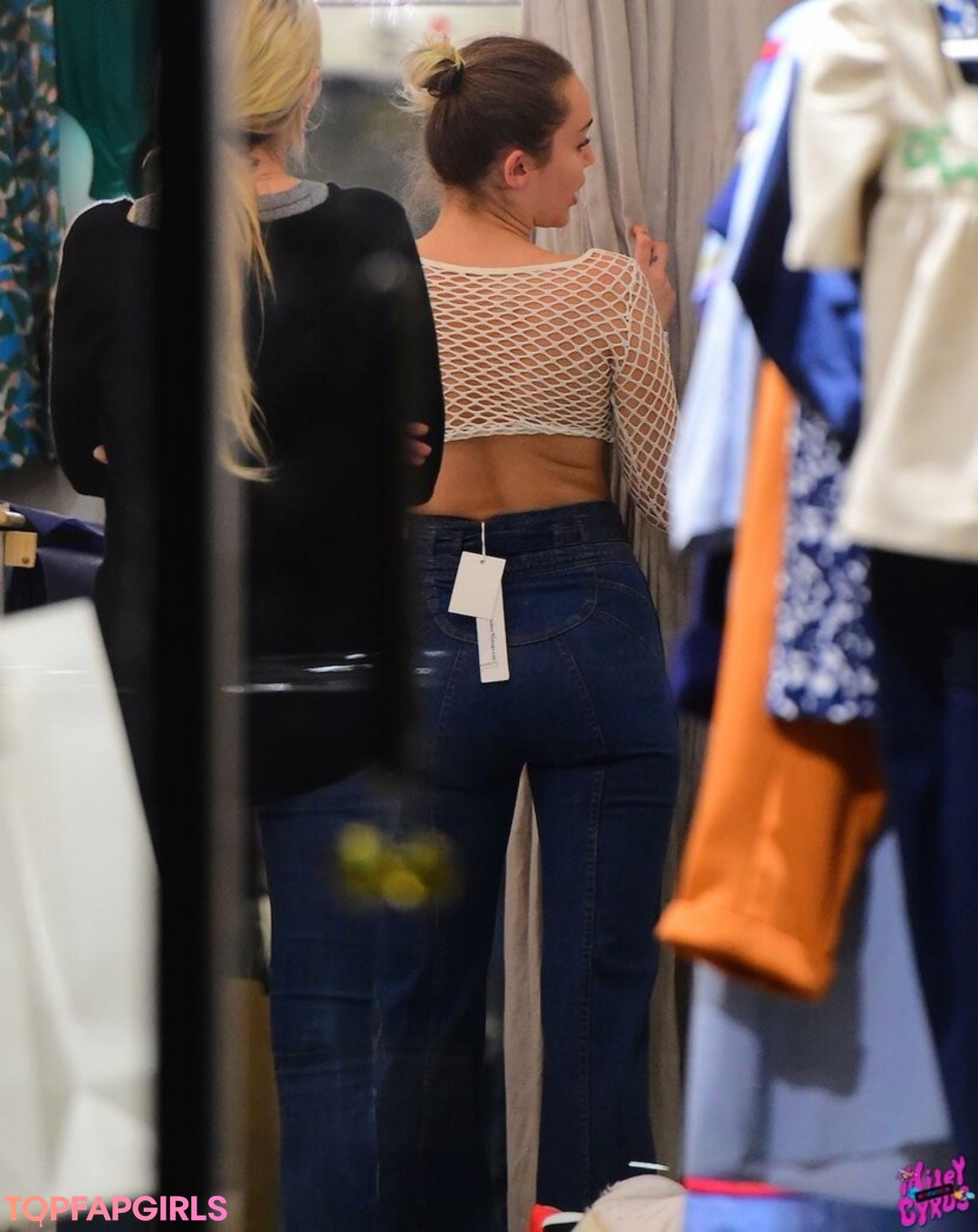 Foto di nudo di fuga di OnlyFans di Miley Cyrus #1592