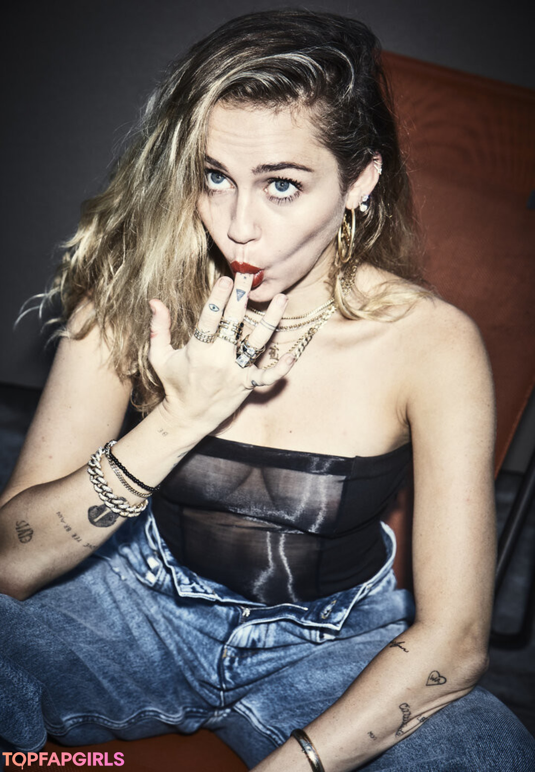 Foto di nudo di fuga di OnlyFans di Miley Cyrus #1687