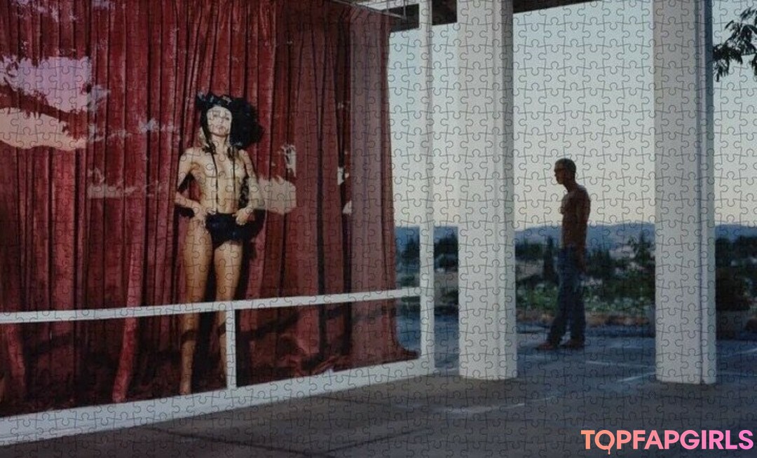 Foto di nudo di fuga di OnlyFans di Miley Cyrus #1948