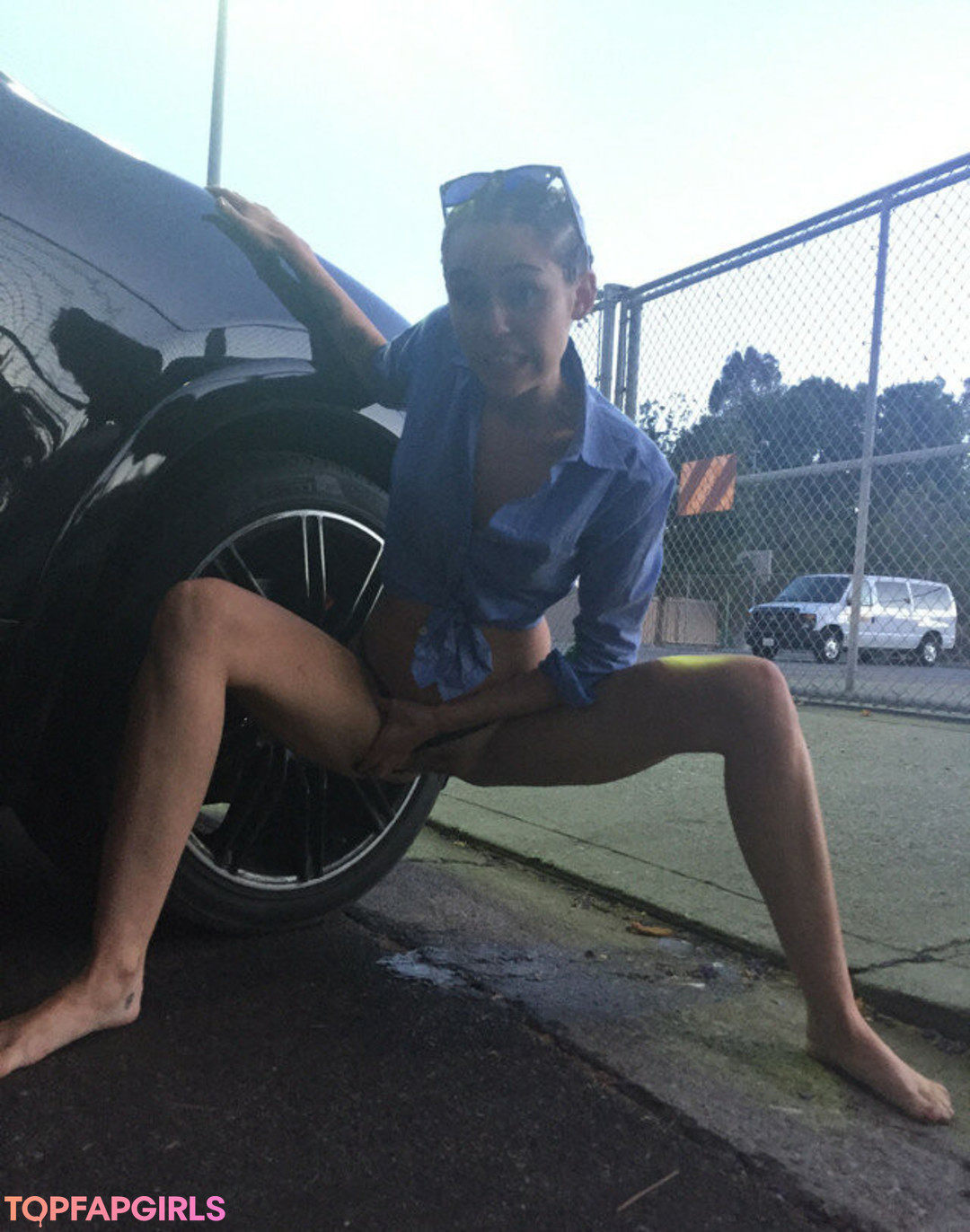 Foto di nudo di fuga di OnlyFans di Miley Cyrus #1983