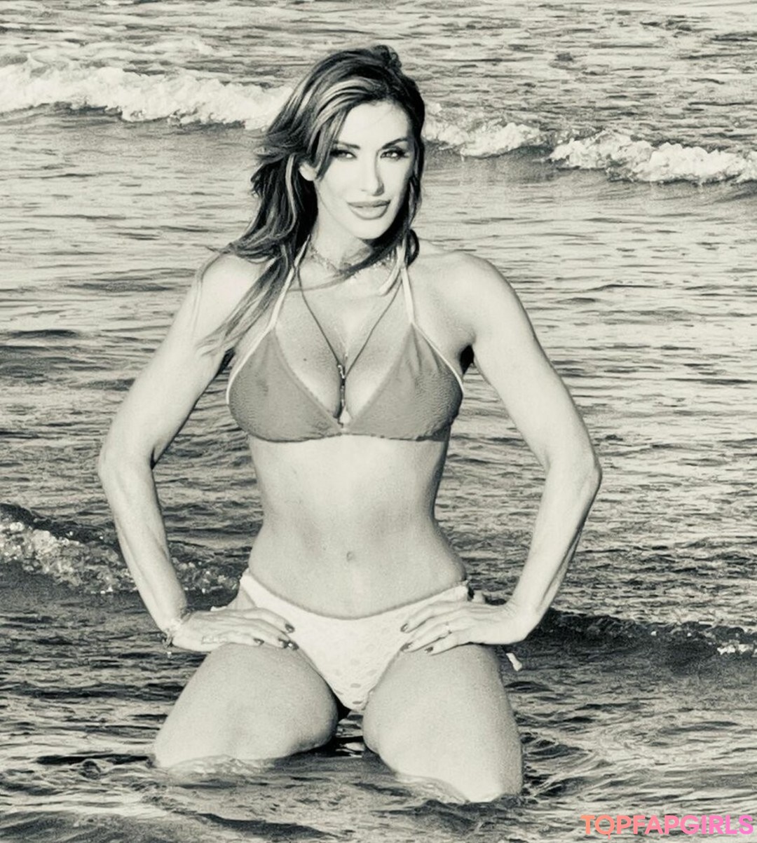 Foto di nudo di fuga di OnlyFans di Sabrina Salerno #1446