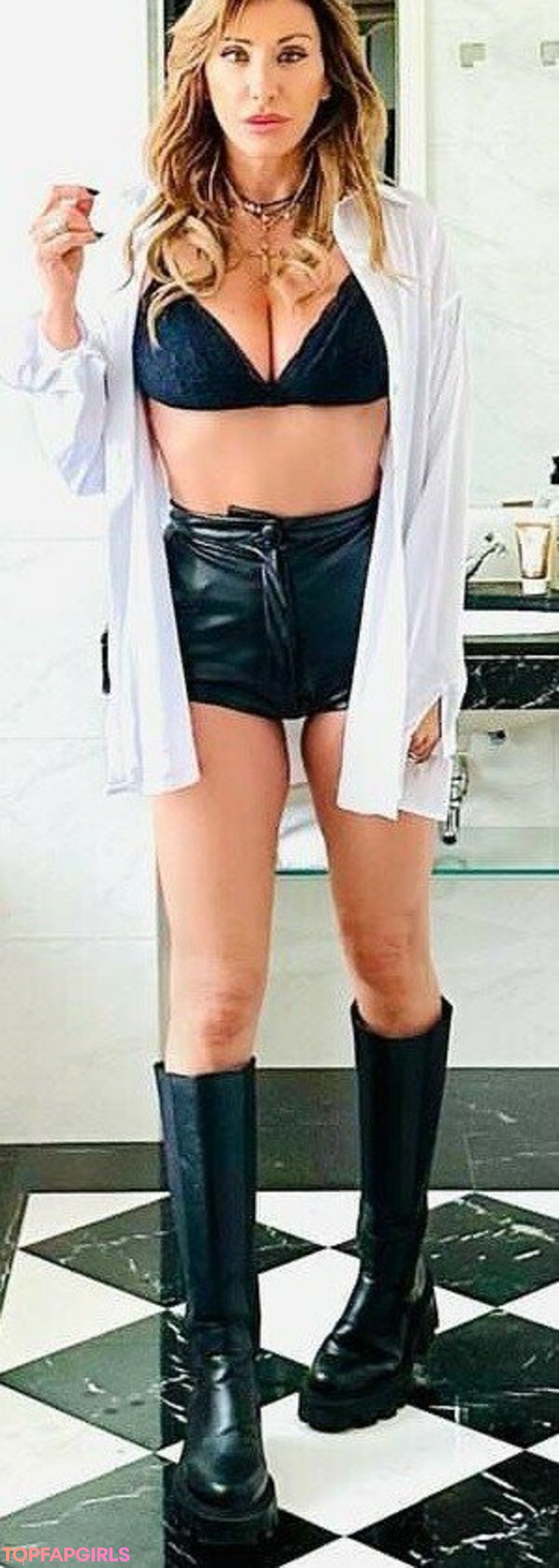 Foto di nudo di fuga di OnlyFans di Sabrina Salerno #1756