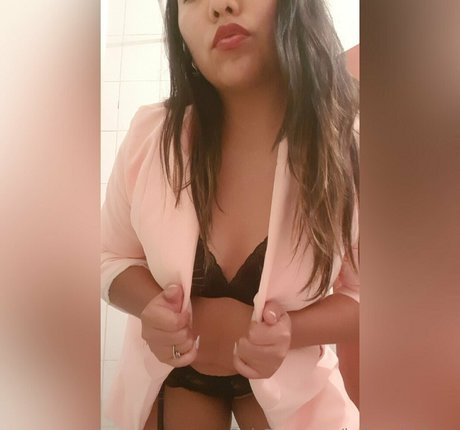 Foto di nudo di fuga di OnlyFans di Babynicolette