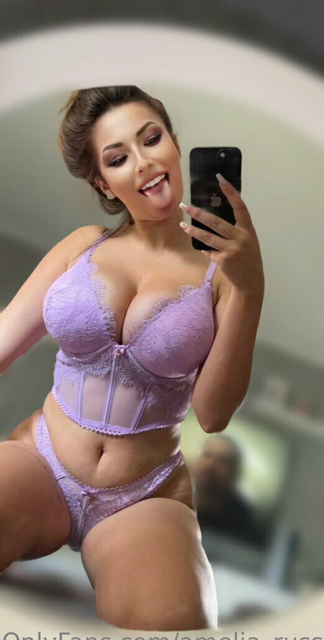 Foto di nudo di fuga di OnlyFans di Ameliarusso