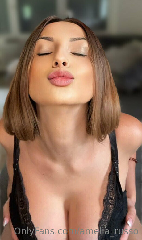 Foto di nudo di fuga di OnlyFans di Ameliarusso