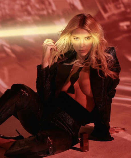 Ashley Benson