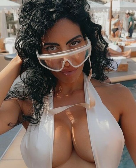 Foto di nudo di fuga di OnlyFans di Sara Quattrociocche
