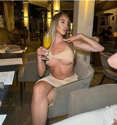 Foto di nudo di fuga di OnlyFans di Alessia Vernazza