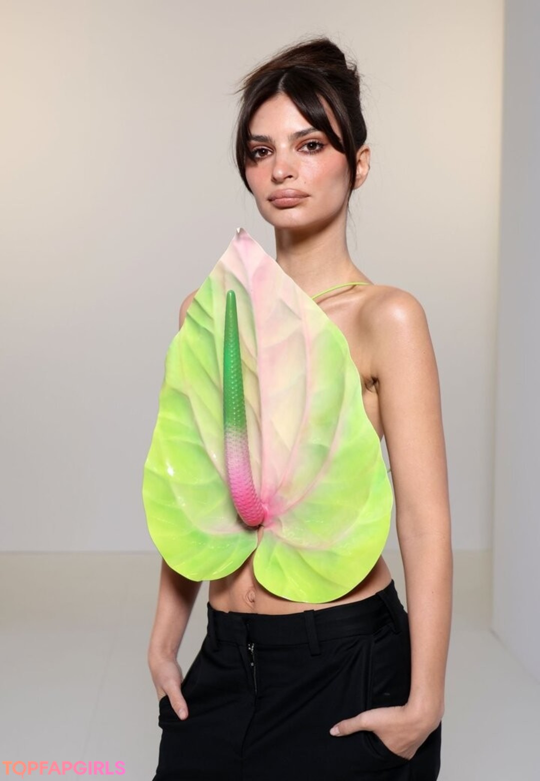 Foto di nudo di fuga di OnlyFans di Emily Ratajkowski #1363