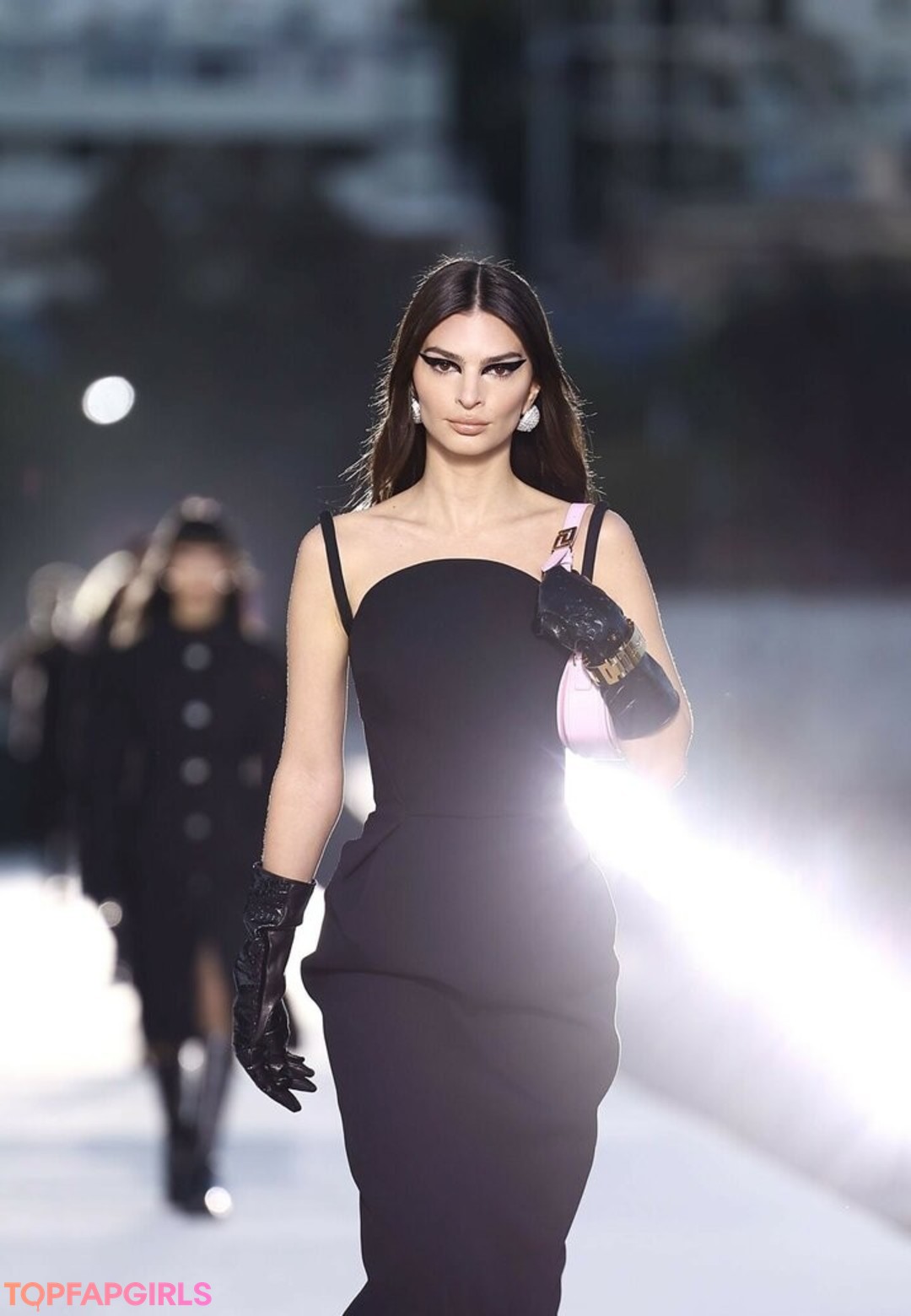 Foto di nudo di fuga di OnlyFans di Emily Ratajkowski #1395