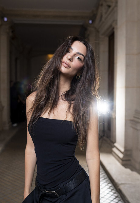 Emily Ratajkowski