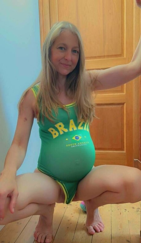 Pregnantstepsister