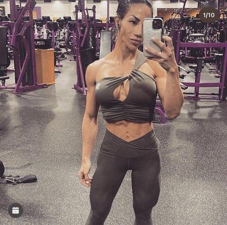 Foto di nudo di fuga di OnlyFans di Tina Nguyen