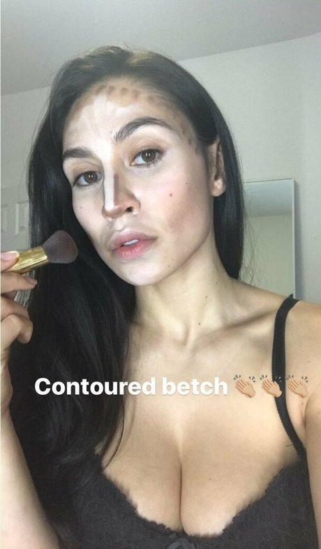 Foto di nudo di fuga di OnlyFans di Cassie Steele