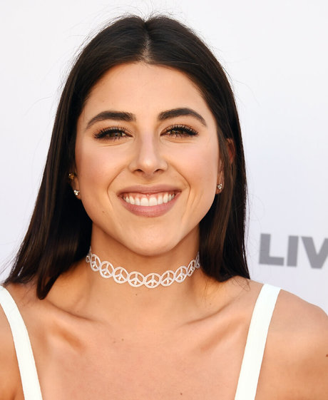 Daniella Monet