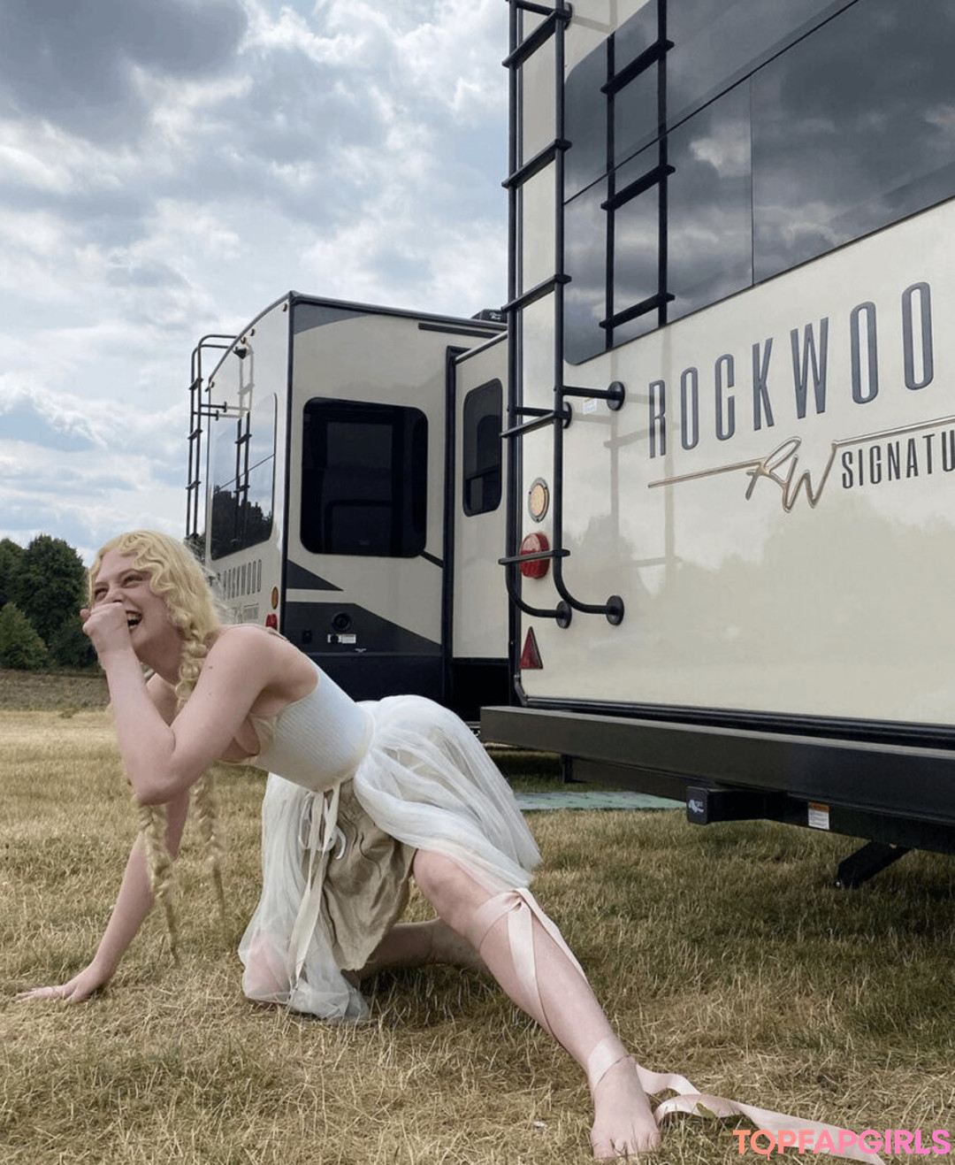 Foto di nudo di fuga di OnlyFans di Elle Fanning #1077