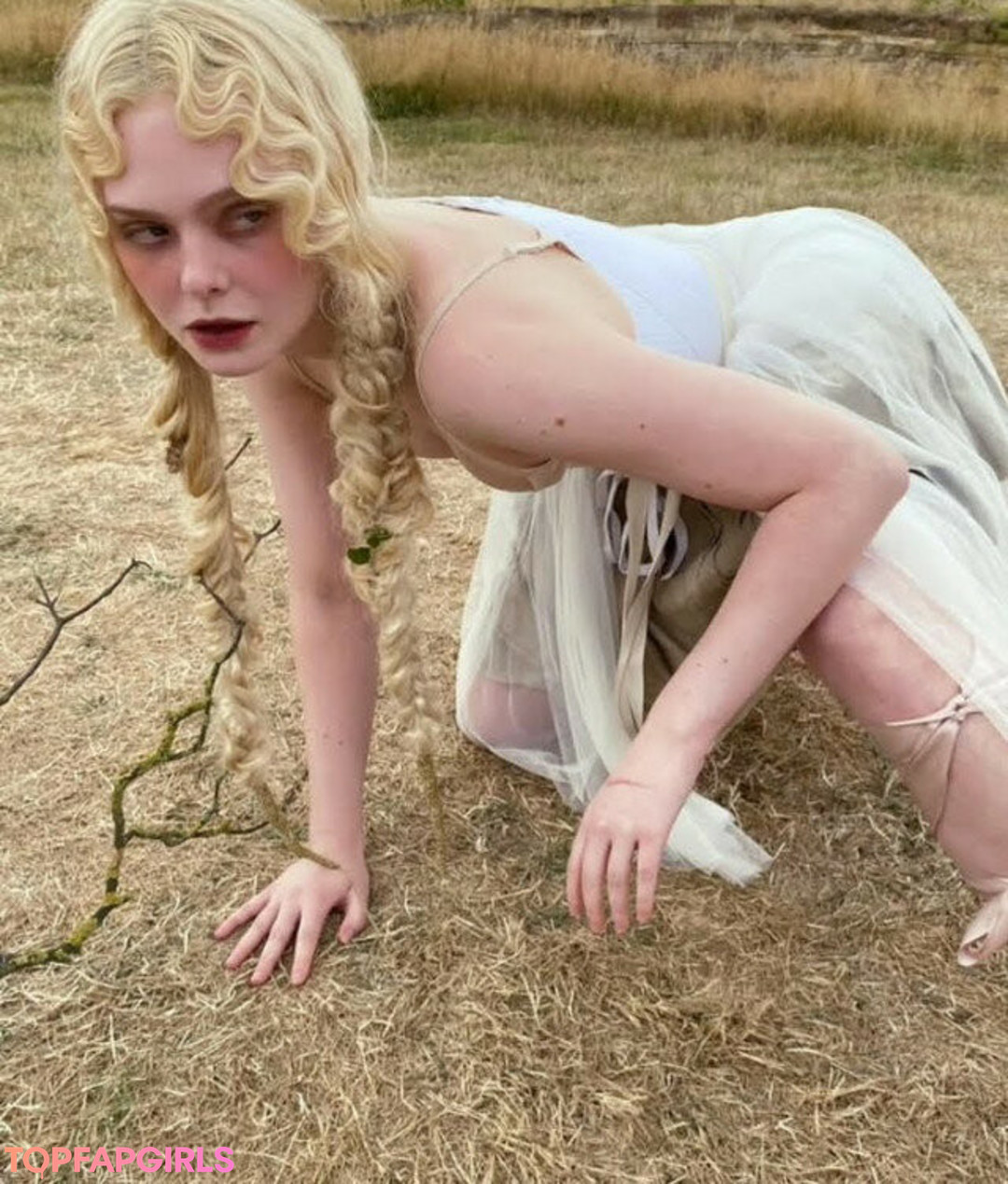 Foto di nudo di fuga di OnlyFans di Elle Fanning #1079