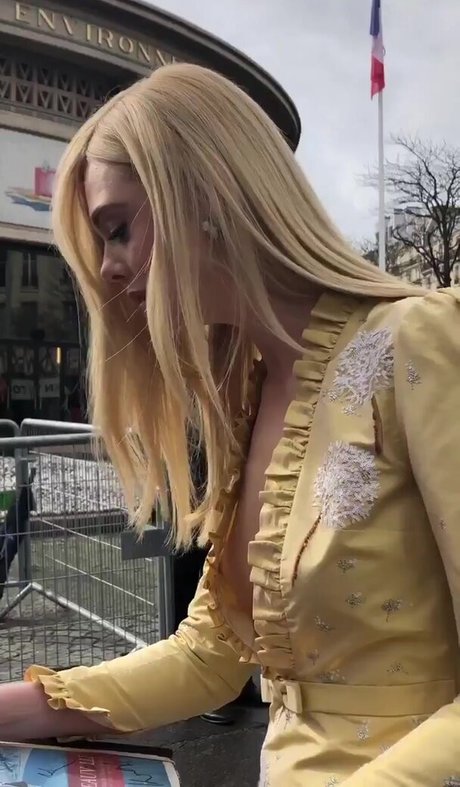 Elle Fanning