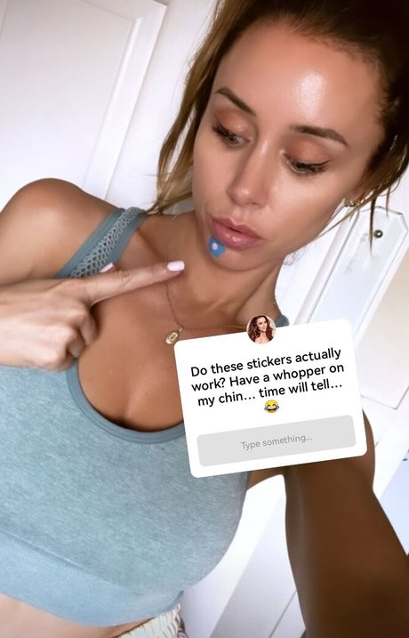 Una Healy