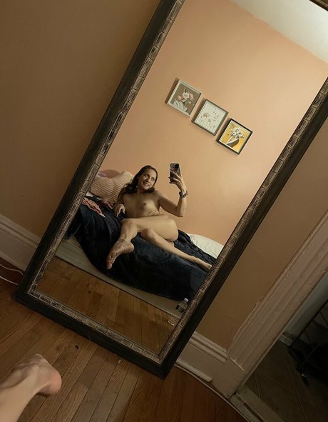 Foto di nudo di fuga di OnlyFans di Michellekunis