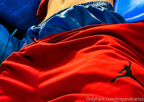 Foto di nudo di fuga di OnlyFans di Satinboystc