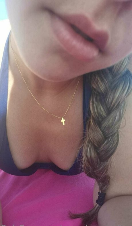 Foto di nudo di fuga di OnlyFans di Samdreamylips
