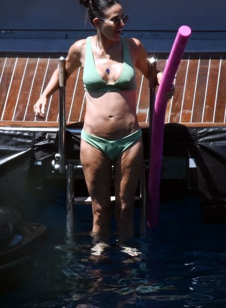 Foto di nudo di fuga di OnlyFans di Demi Moore